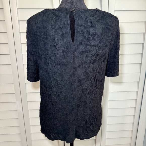Vintage Black Crinkle Shoulder Pad Top – Gloria Lance – M Petite – Made in USA - Picture 3 of 7